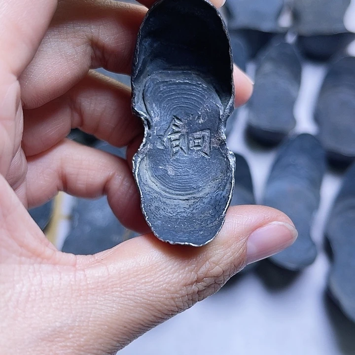 正***姨金属工艺品二两半军响银