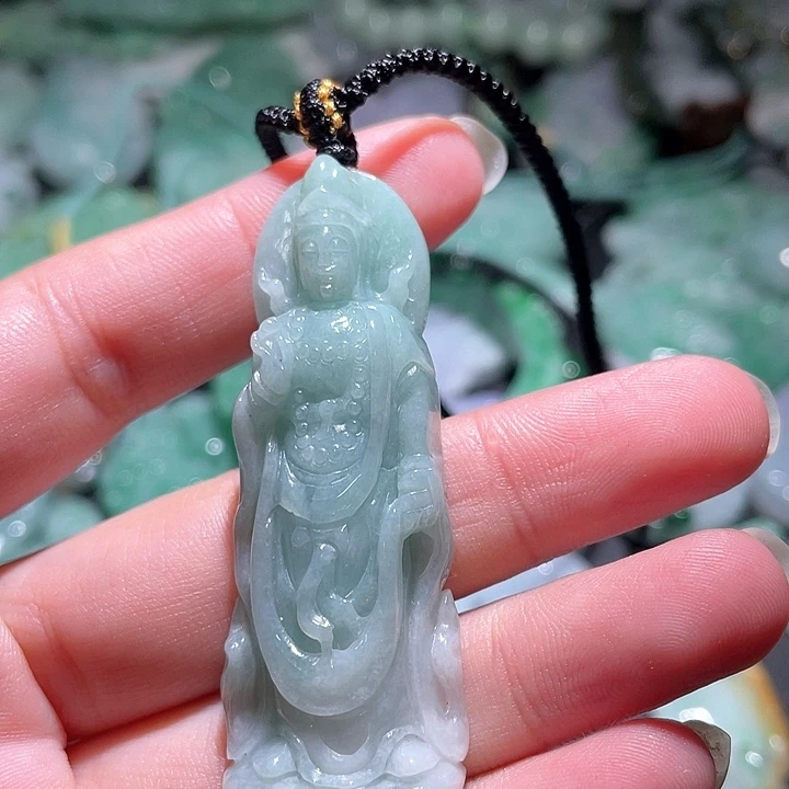 颈饰未镶嵌翡翠天