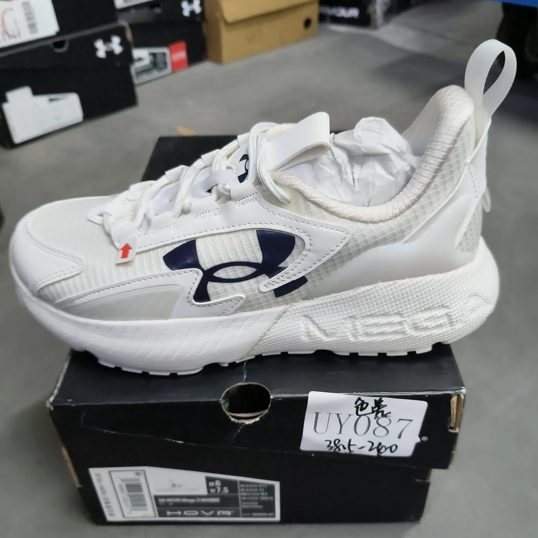 安德玛断号-运动鞋-UY087