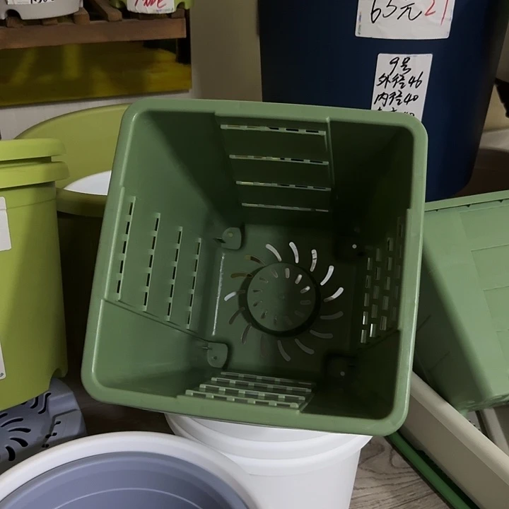 浅绿色方3口径22高24无托6个