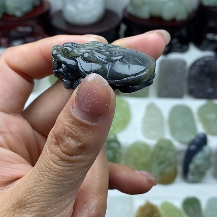 和田玉未镶嵌颈饰20