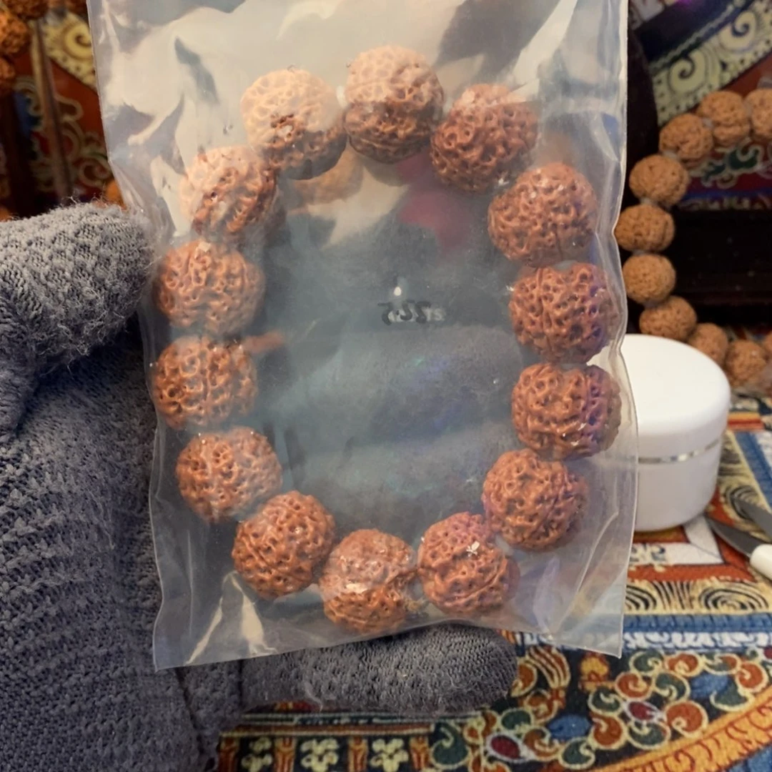 金刚菩提吊坠?***?22红皮蜂窝