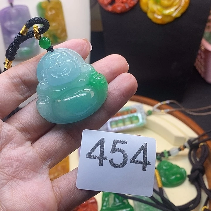 翡翠未镶嵌吊坠(赠链)