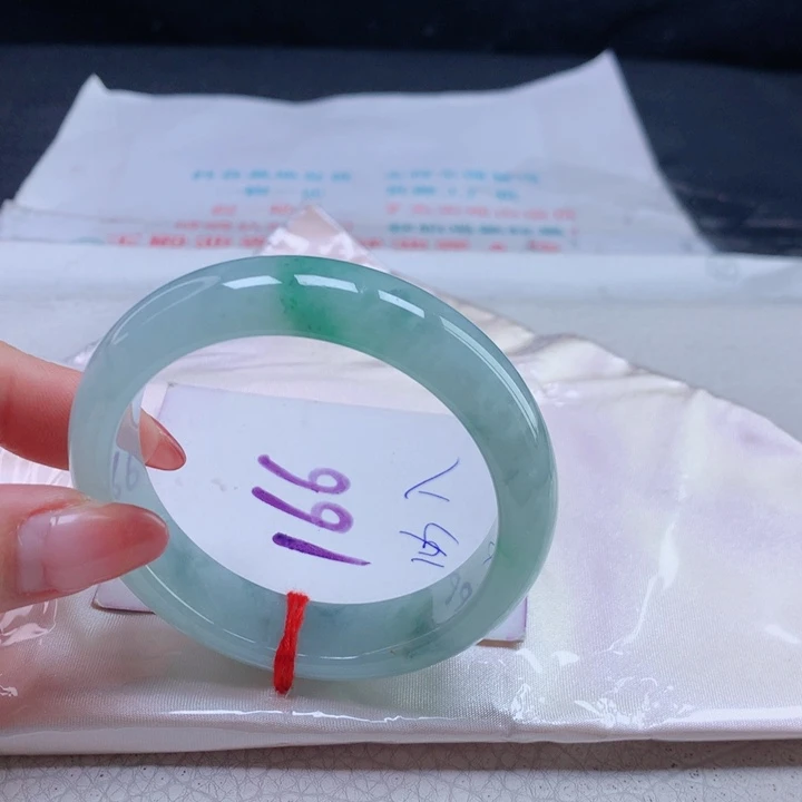 翡翠手镯未镶嵌525353535454