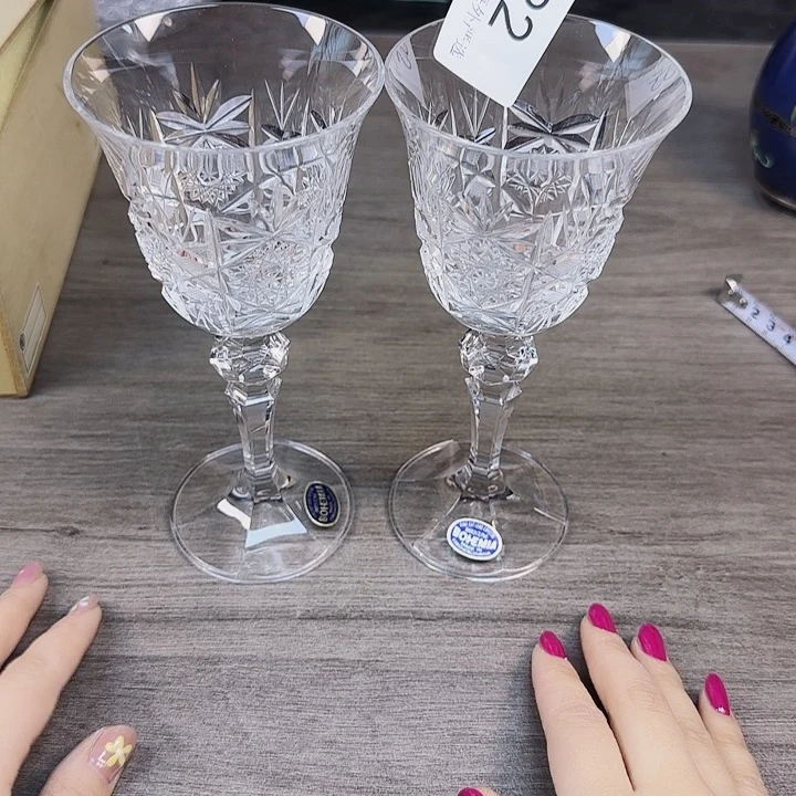 倩倩海外陶瓷工艺品