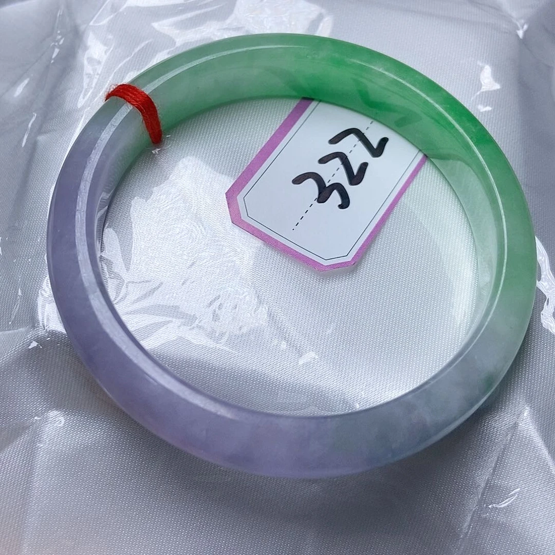 翡翠手镯未镶嵌60