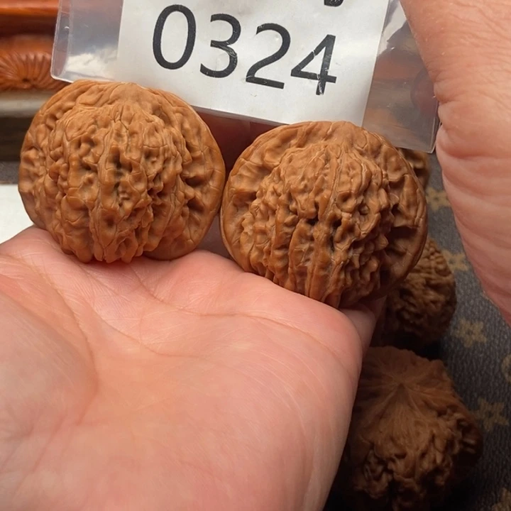 文玩核桃吊坠四座楼全品45