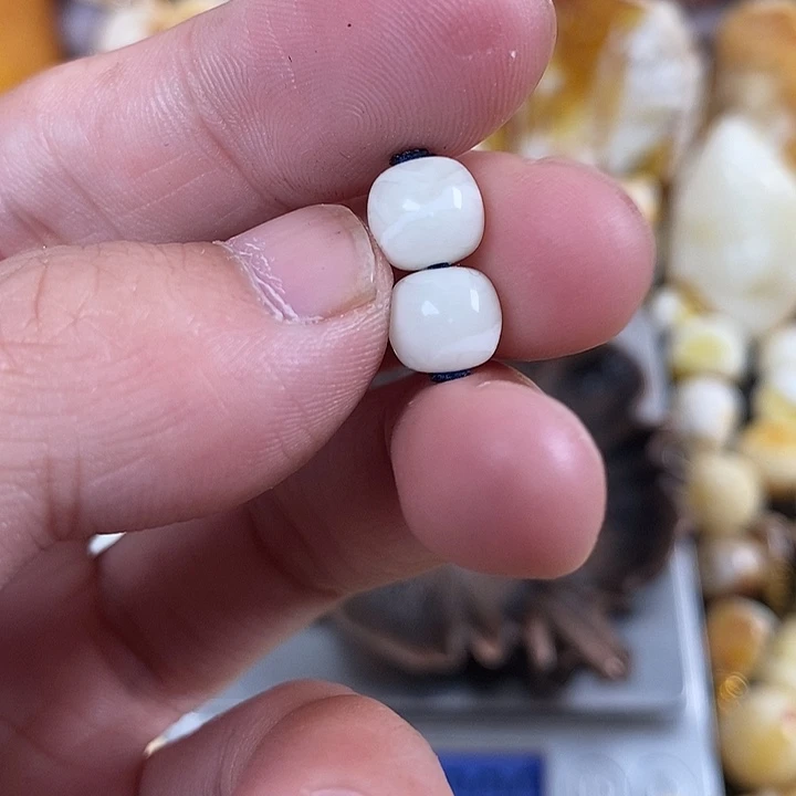 琥珀未镶嵌珠宝奇石我