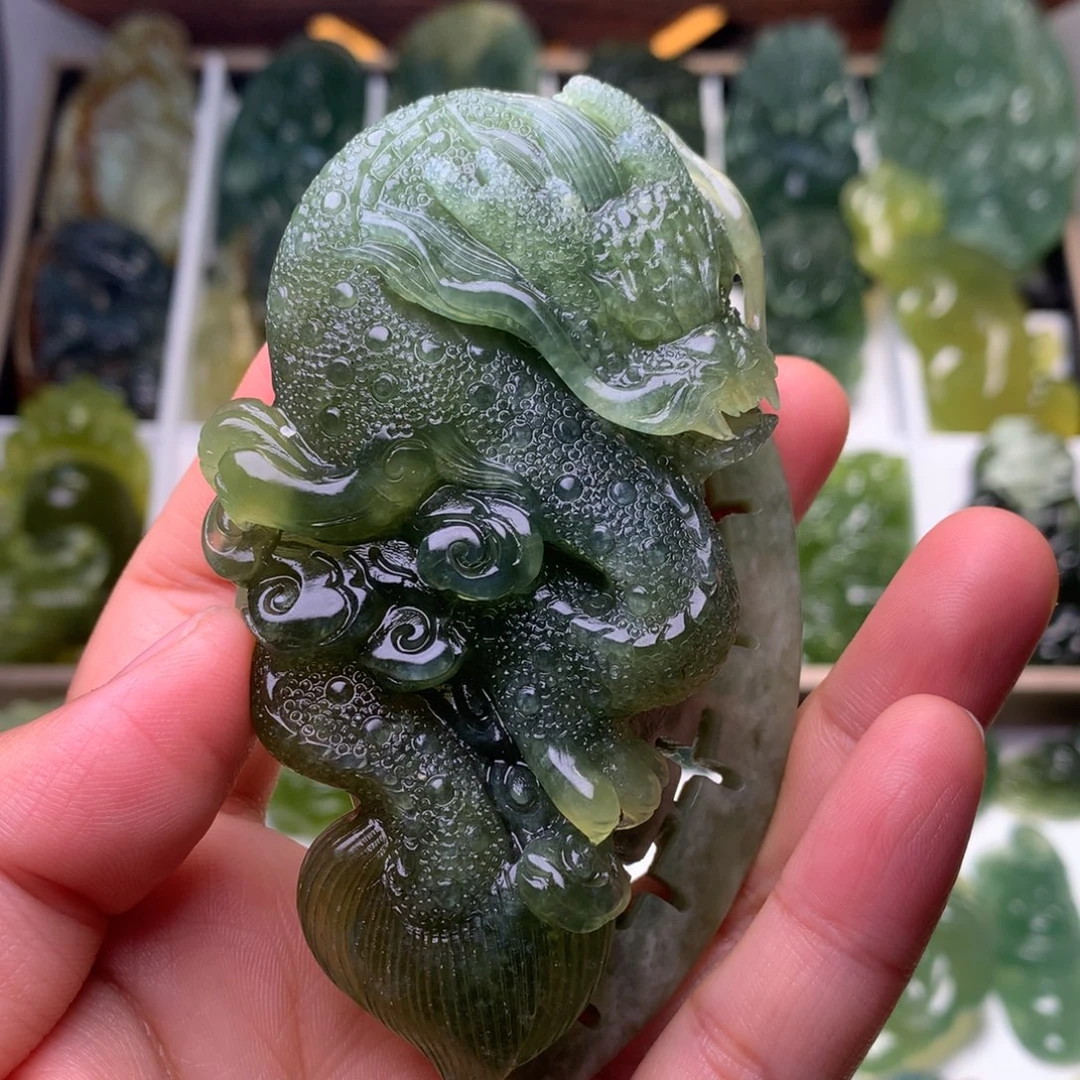 蛇纹石玉未镶嵌手把件龙