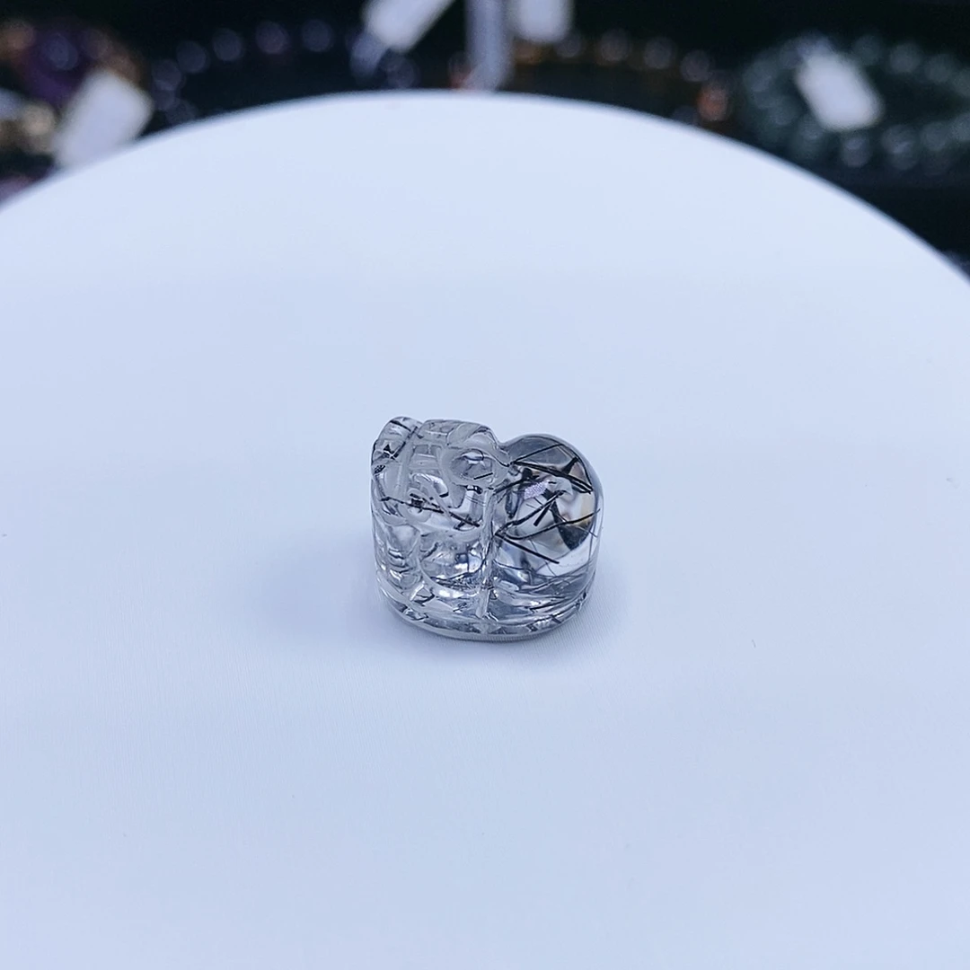 定制款银S925镶嵌水晶褐****。定制款不退换