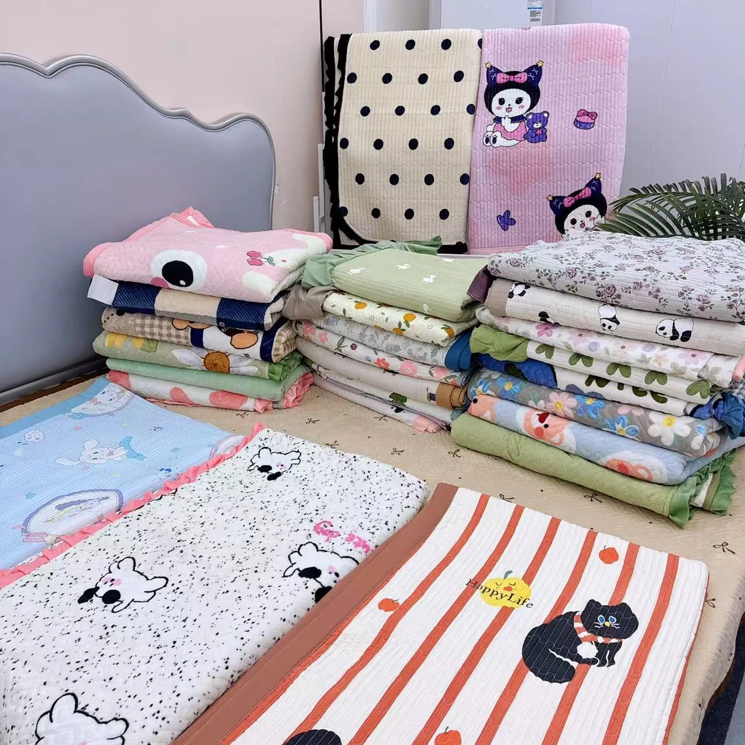 【正品床上用品浮力专享】三层绗缝床盖 防滑可机洗