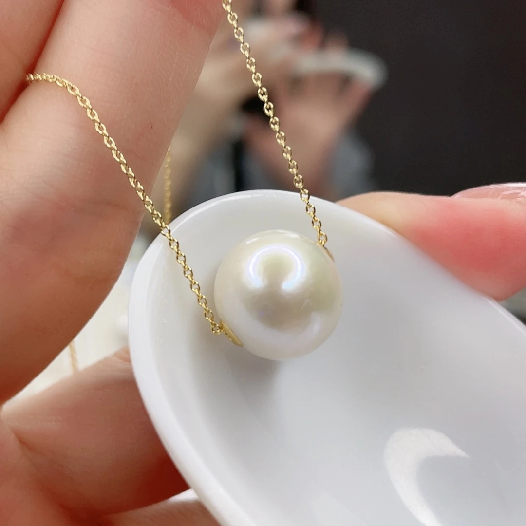 淡水珍珠颈饰18K金镶嵌