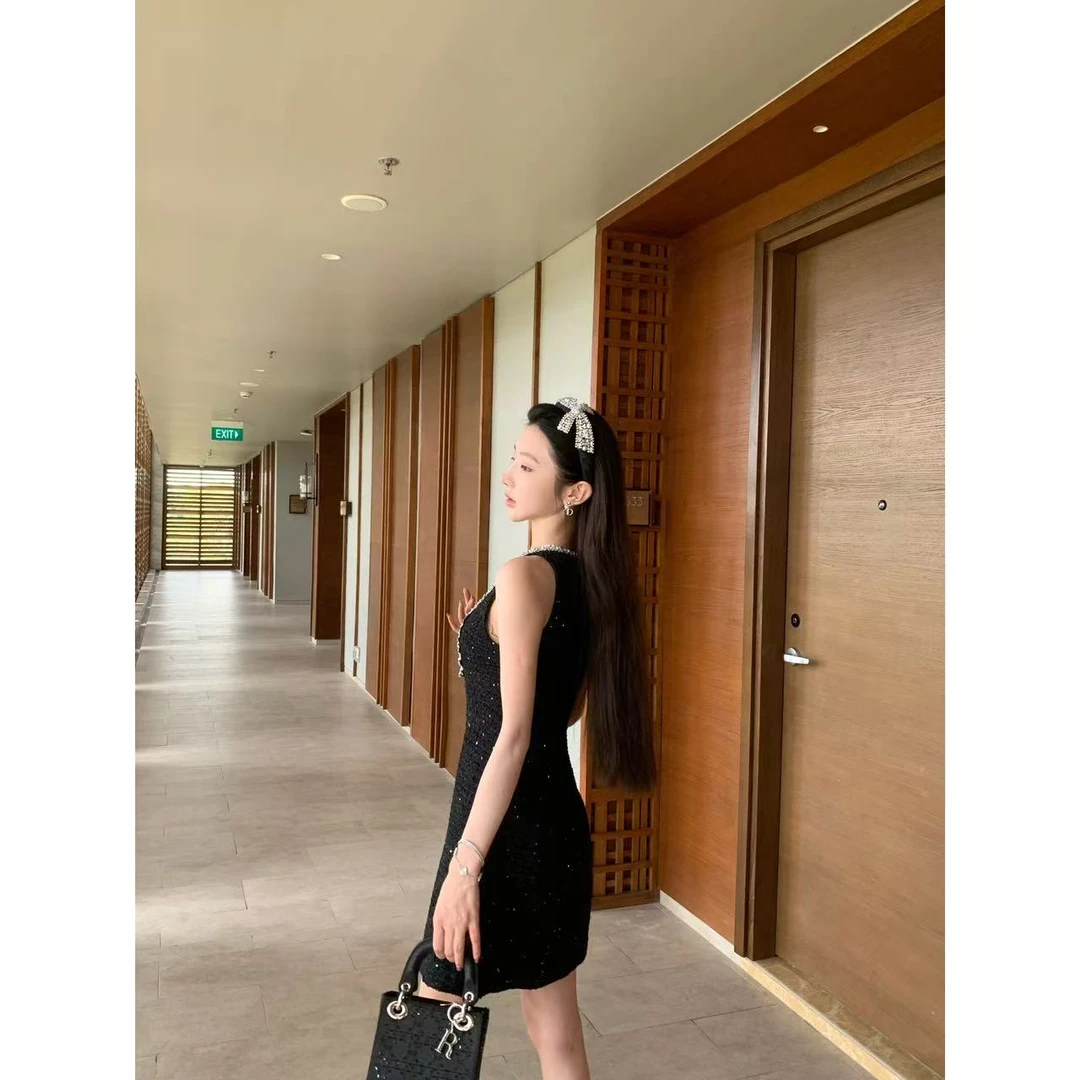 【盒子专享】奥莉小巴黎    无袖重工艺收腰连衣裙