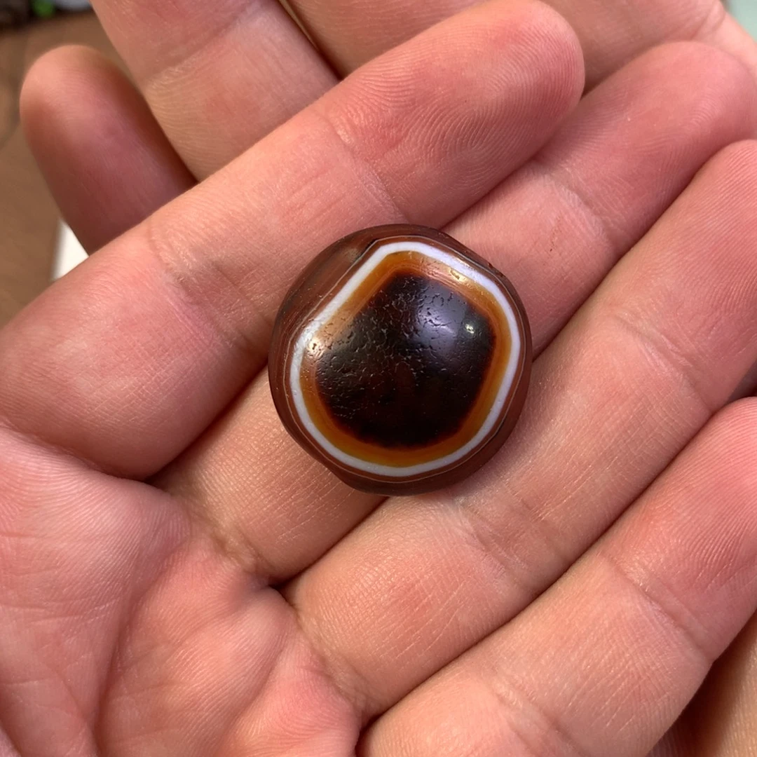 玛瑙/玉髓散珠源头好货，批发回血