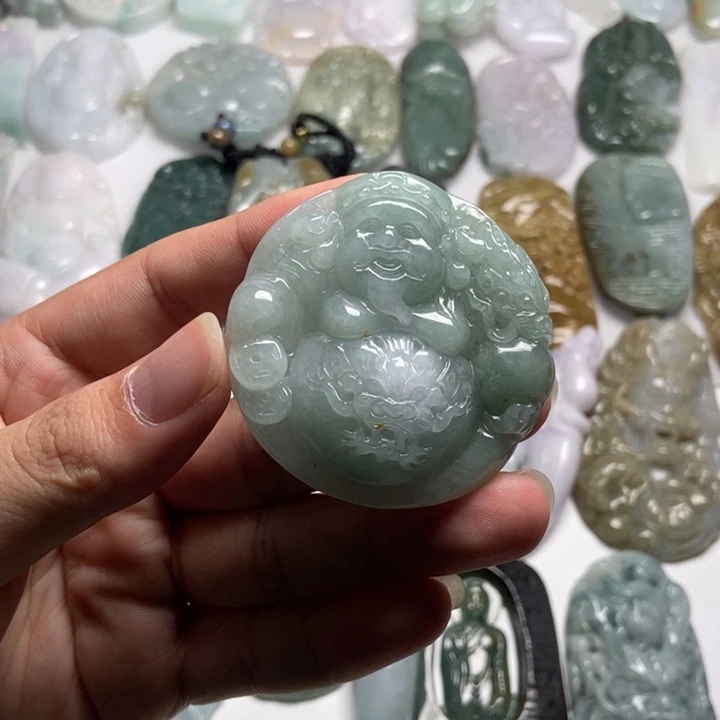 翡翠未镶嵌颈饰财爷54