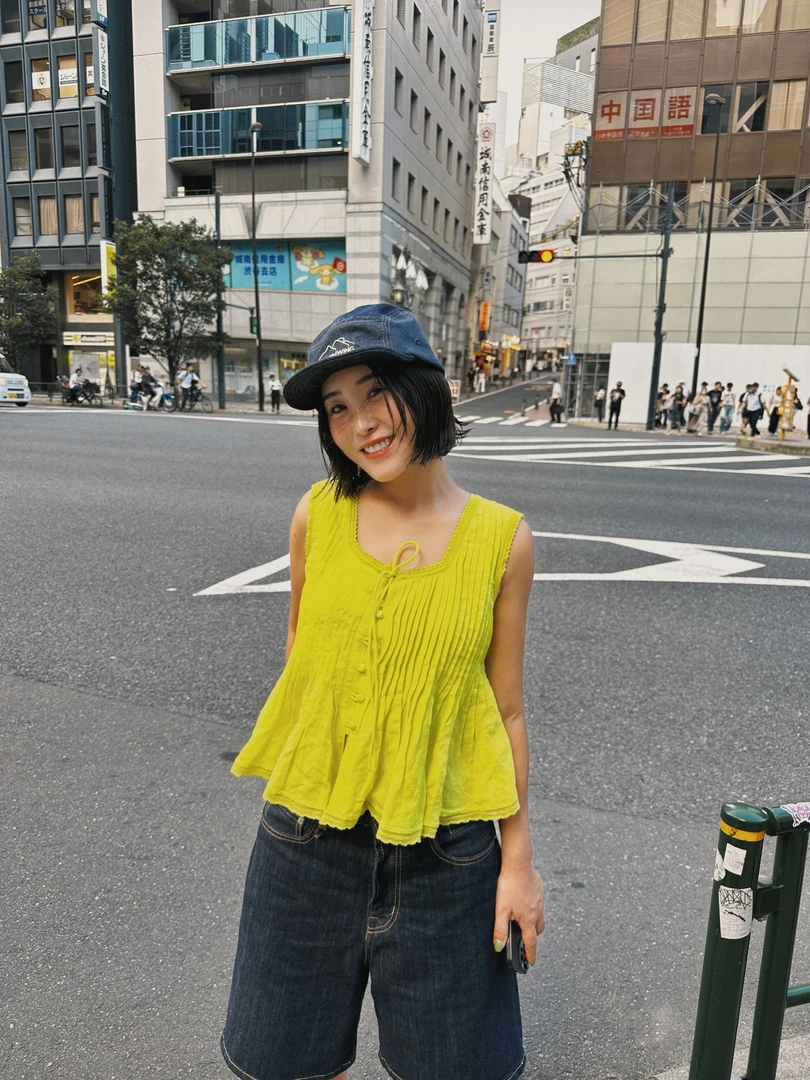【周炸炸】纯亚麻 设计感重工系带背心百褶方领无袖背心上衣#253717