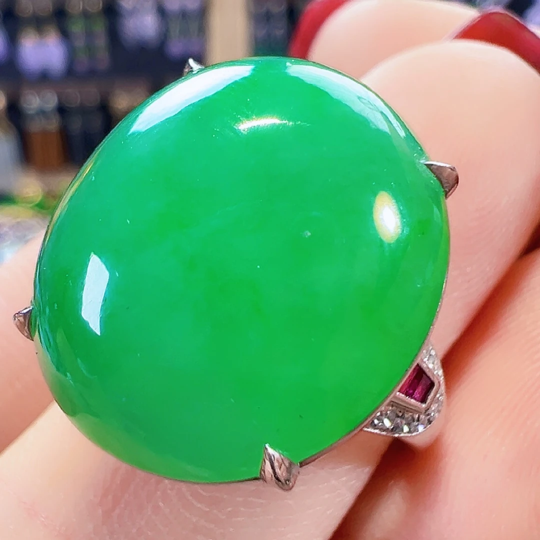 翡翠18K金镶嵌戒指签收后24小时鉴赏期