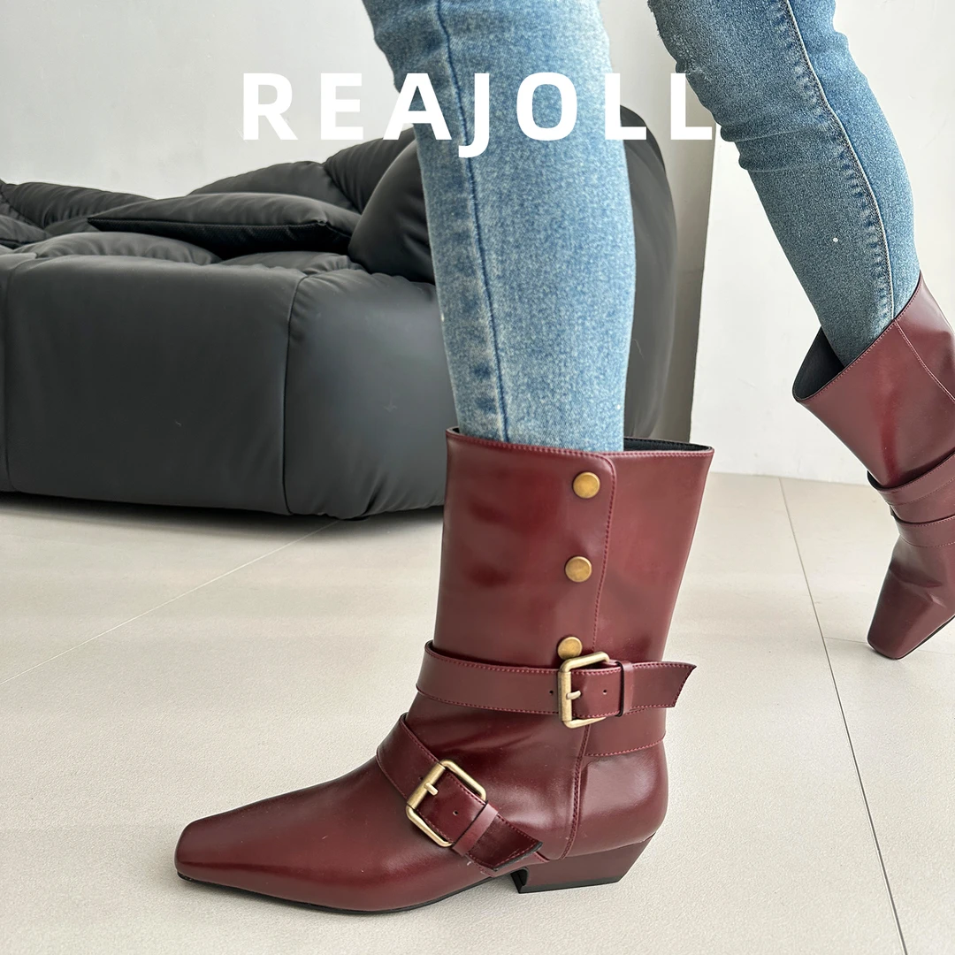 时装靴子女2025秋冬新款方头低跟皮带扣法式优雅黑色骑士百搭短靴