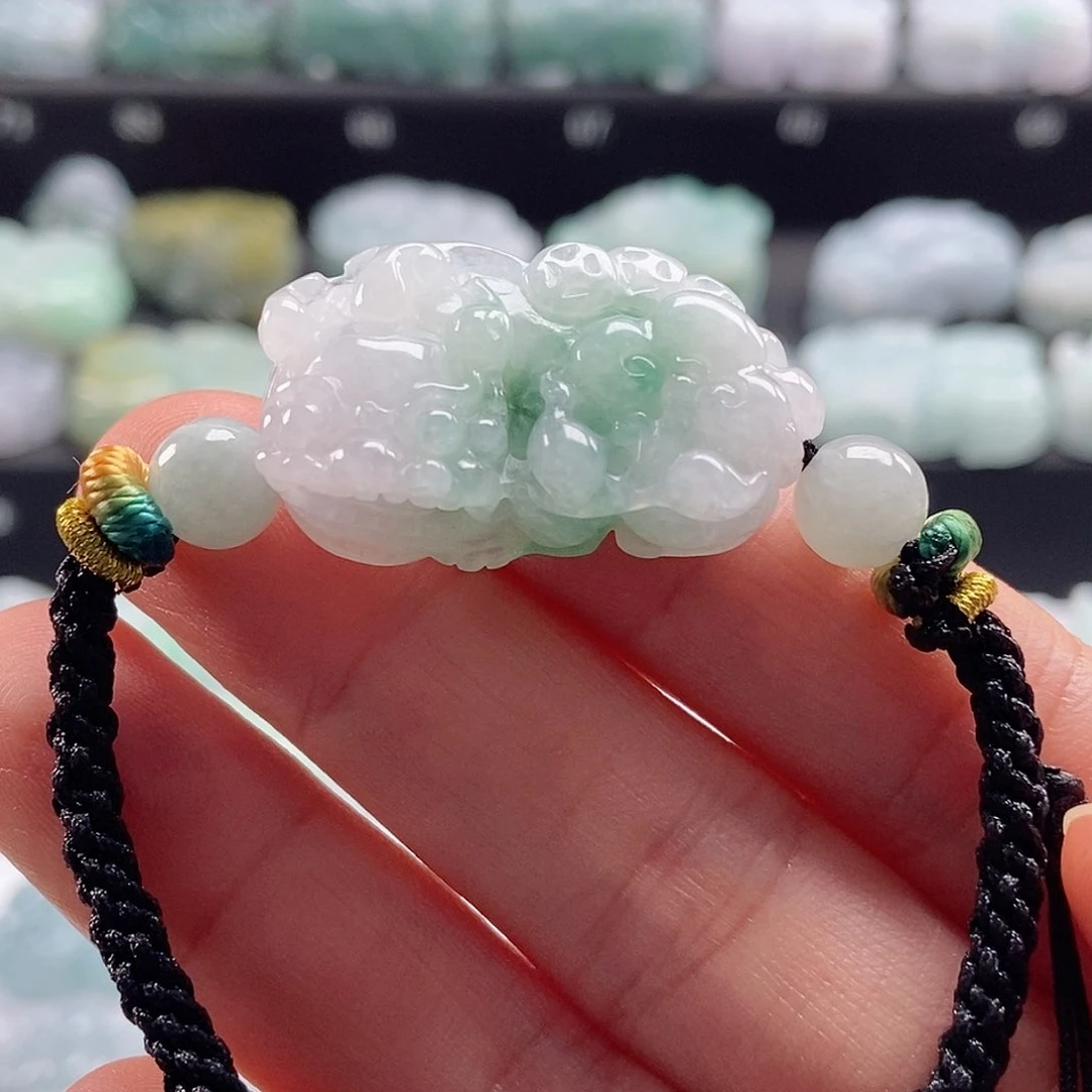 颈饰未镶嵌翡翠翡翠貔貅
