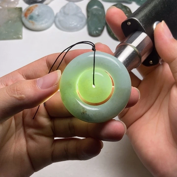 翡翠未镶嵌颈饰子母扣22