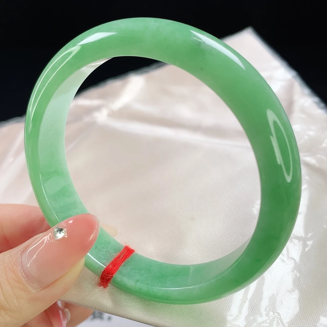 未镶嵌手镯翡翠818