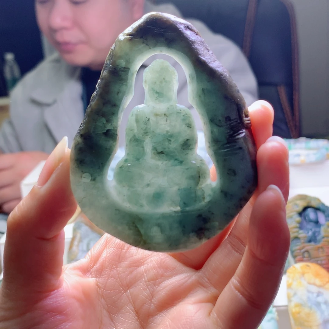 定制翡翠未镶嵌翡翠