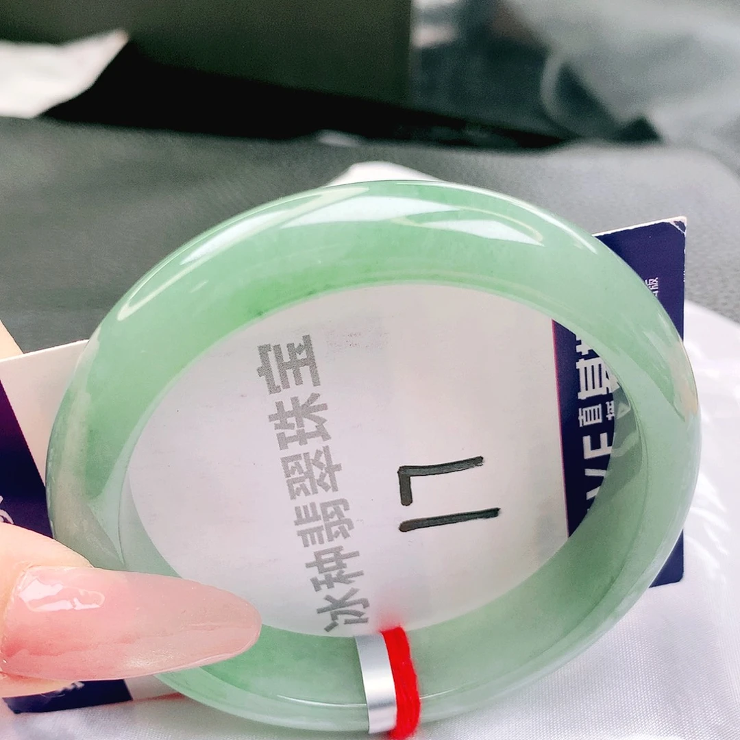翡翠未镶嵌手镯缅甸天然a货翡翠