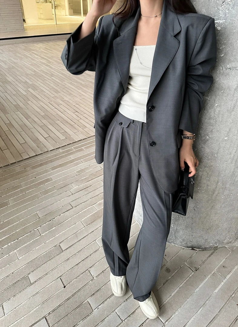 [奕奕推荐] 无束感平纹剪裁西装直筒裤