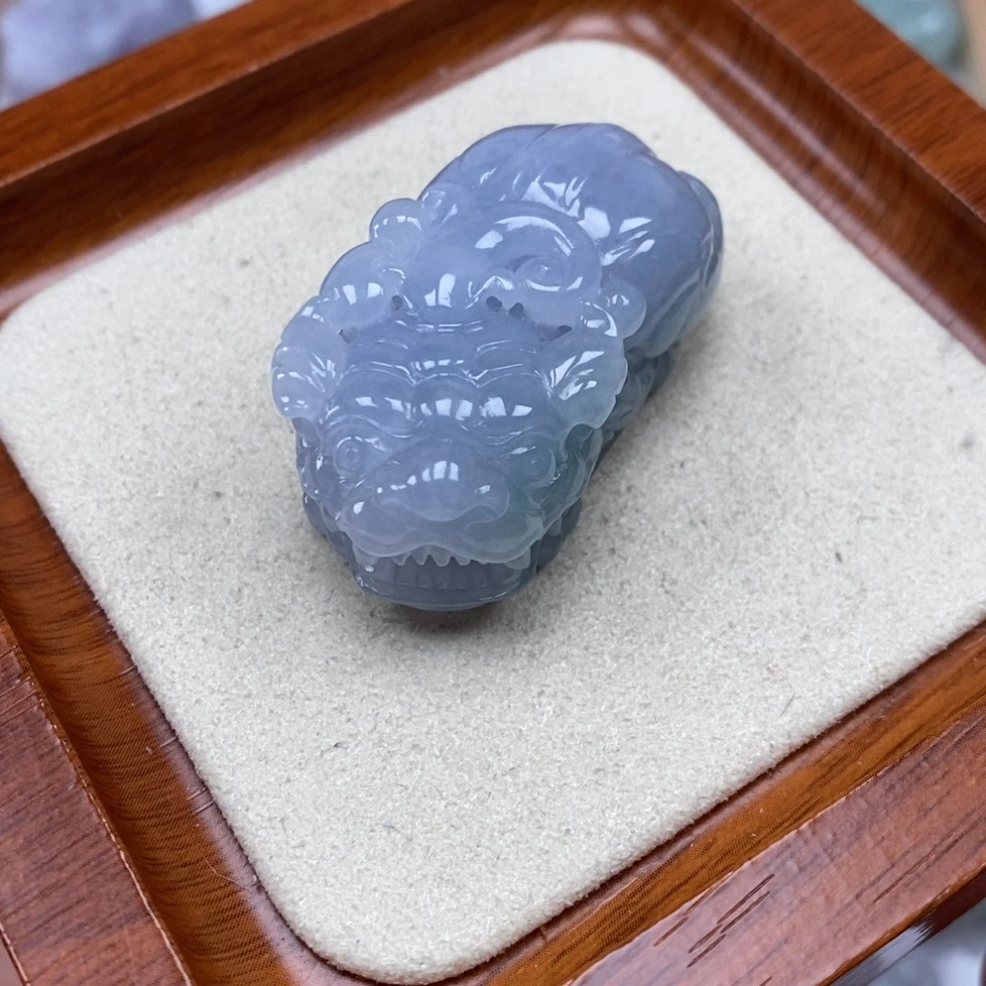 *****翡翠未镶嵌颈饰如意貔貅