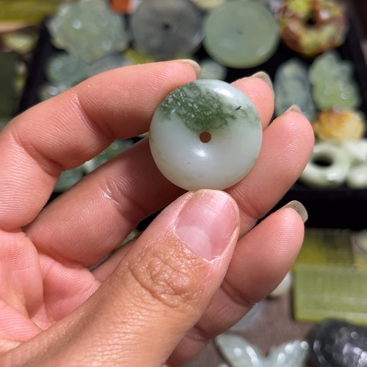 蛇纹石玉合金颈饰