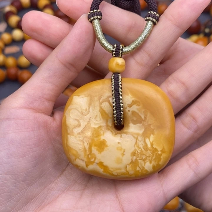 琥珀未镶嵌裸石蜜蜡M