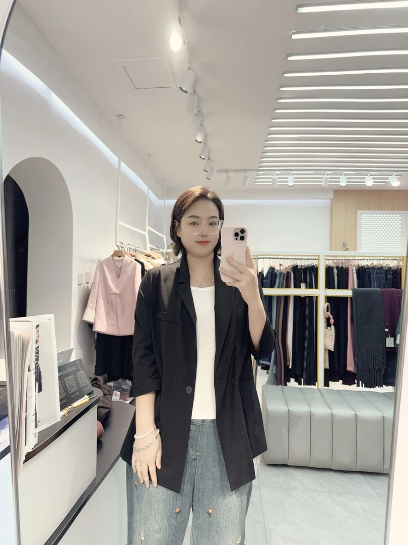 水淼2025/女士大码西服外套七分袖0503气质时尚简约