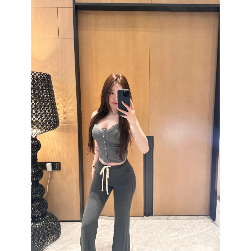 一只雪雪【羡慕了腿】新款春季气质辣妹运动休闲软绵舒适喇叭裤