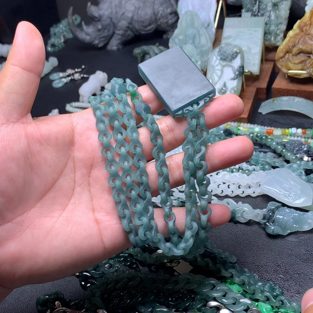 蓝***飞定制翡翠未镶嵌翡翠