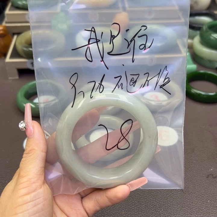 未镶嵌手镯石英岩玉我****～
