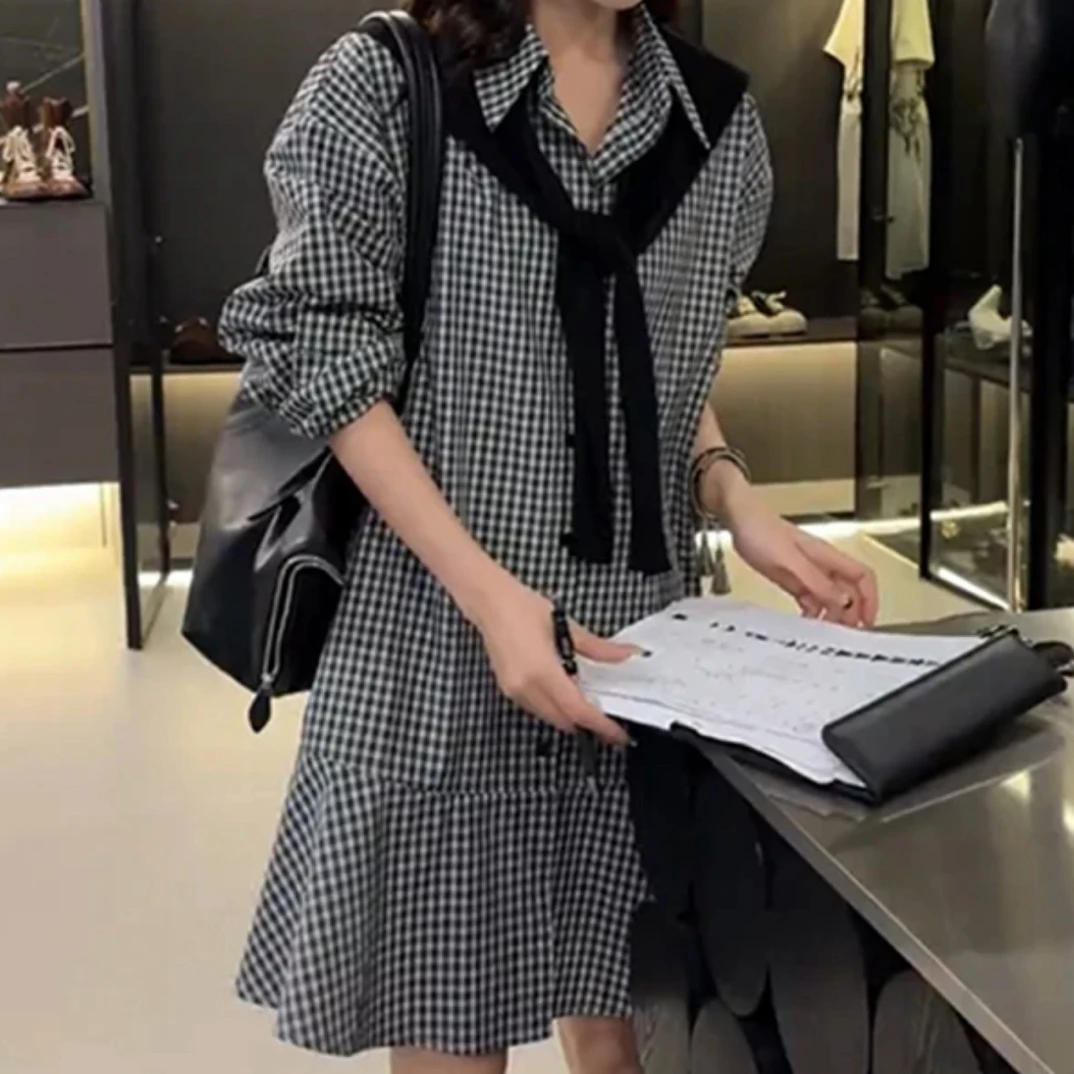 5053#秋季新款休闲透气显瘦带披肩格子连衣裙