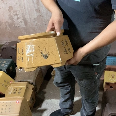 紫砂花盆手工艺品