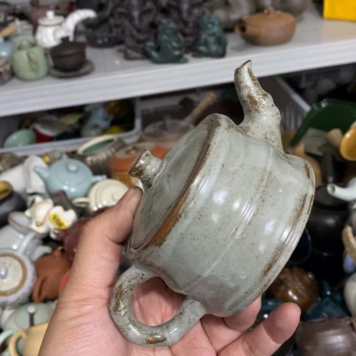 陶瓷艺术品及陶瓷壶