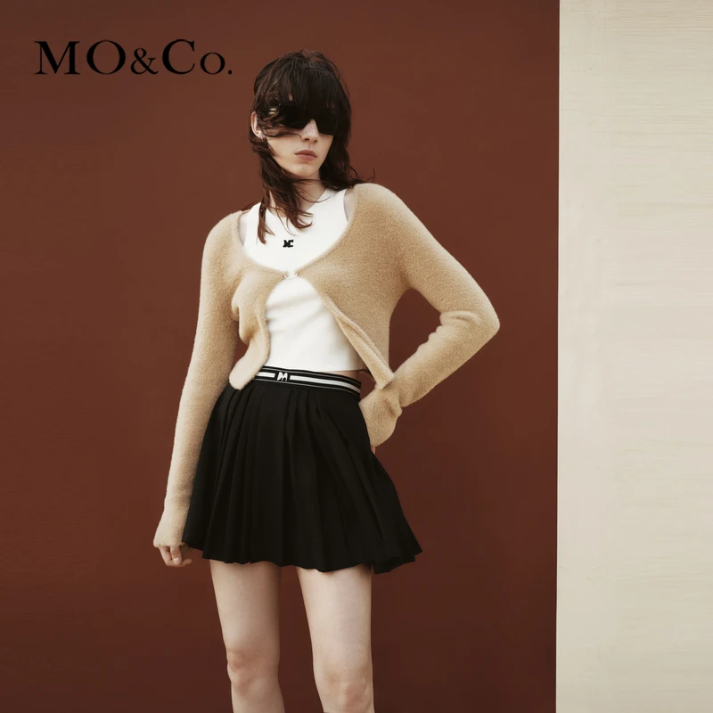 【诗语专属】MOCO秋金属环扣短款羽毛纱针织开衫两件套MBC3CAR022