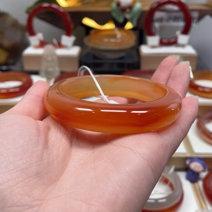 玛瑙/玉髓未镶嵌手镯