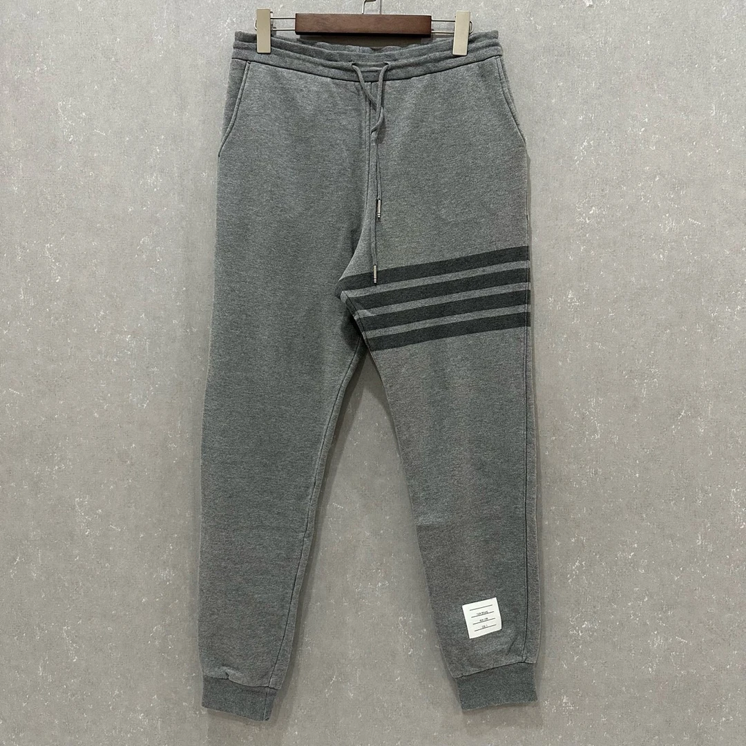 99新 THOMBROWNE 四杠条纹短裤/3码/004310