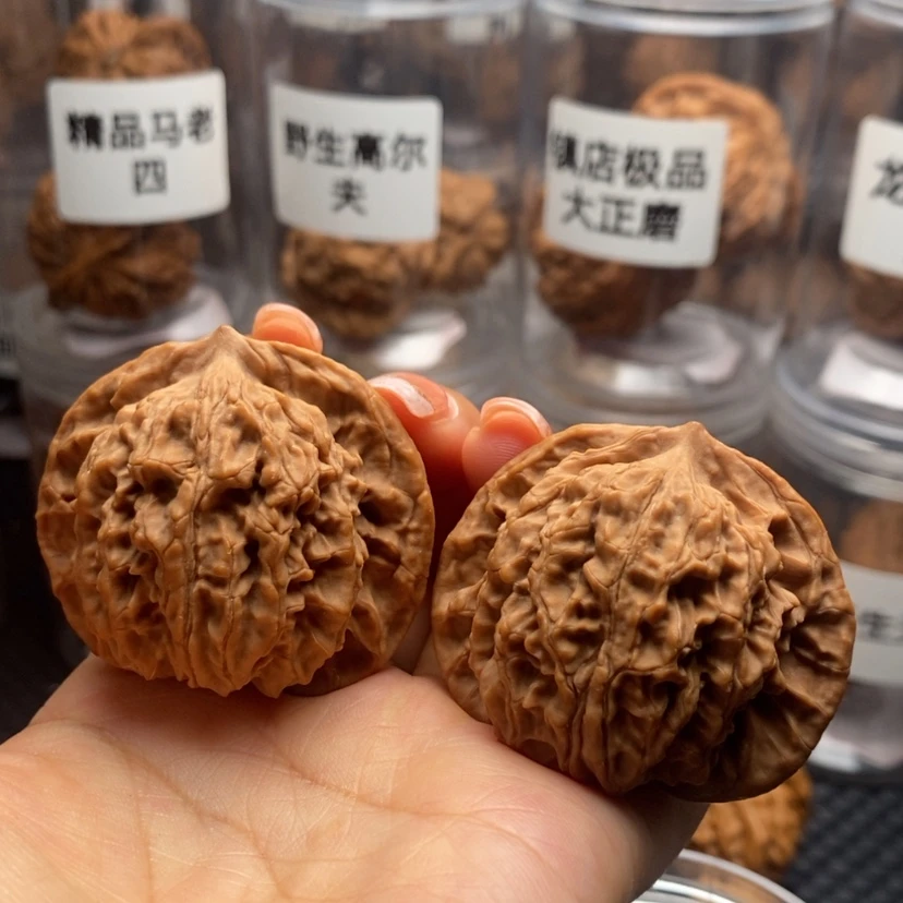 【闪购商品】文玩核桃吊坠盘龙纹44