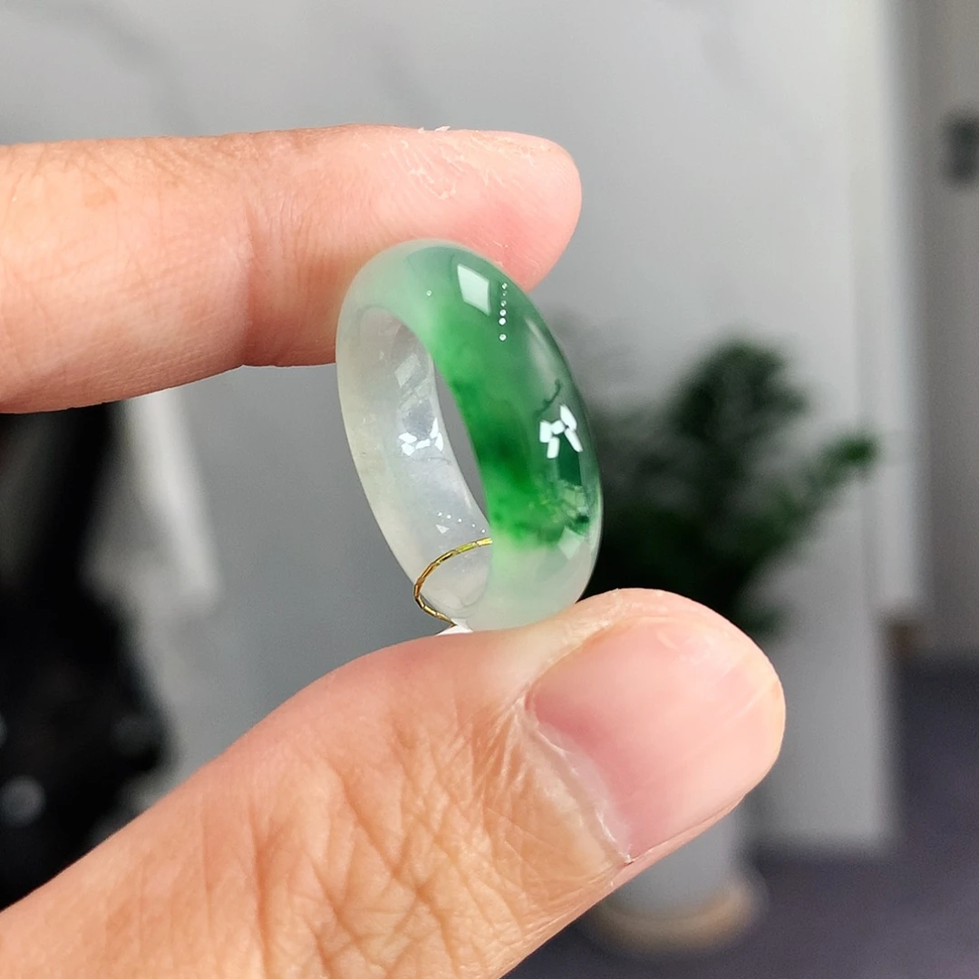 翡翠未镶嵌戒指8号