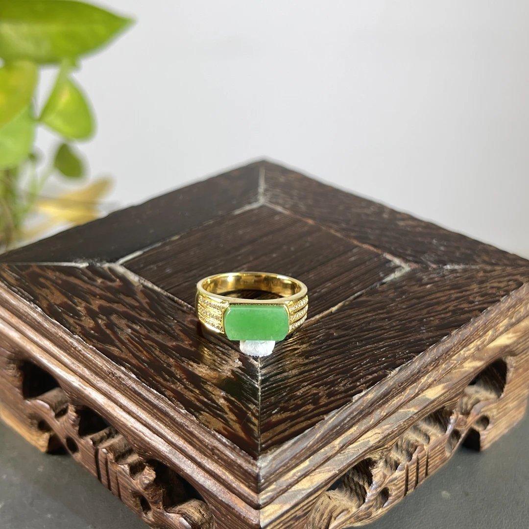 JXA14-157  天然缅甸A货翡翠  18K含钻镶嵌马鞍戒指14#