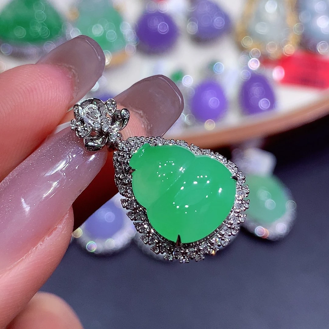 翡翠18K金镶嵌吊坠(不含链)