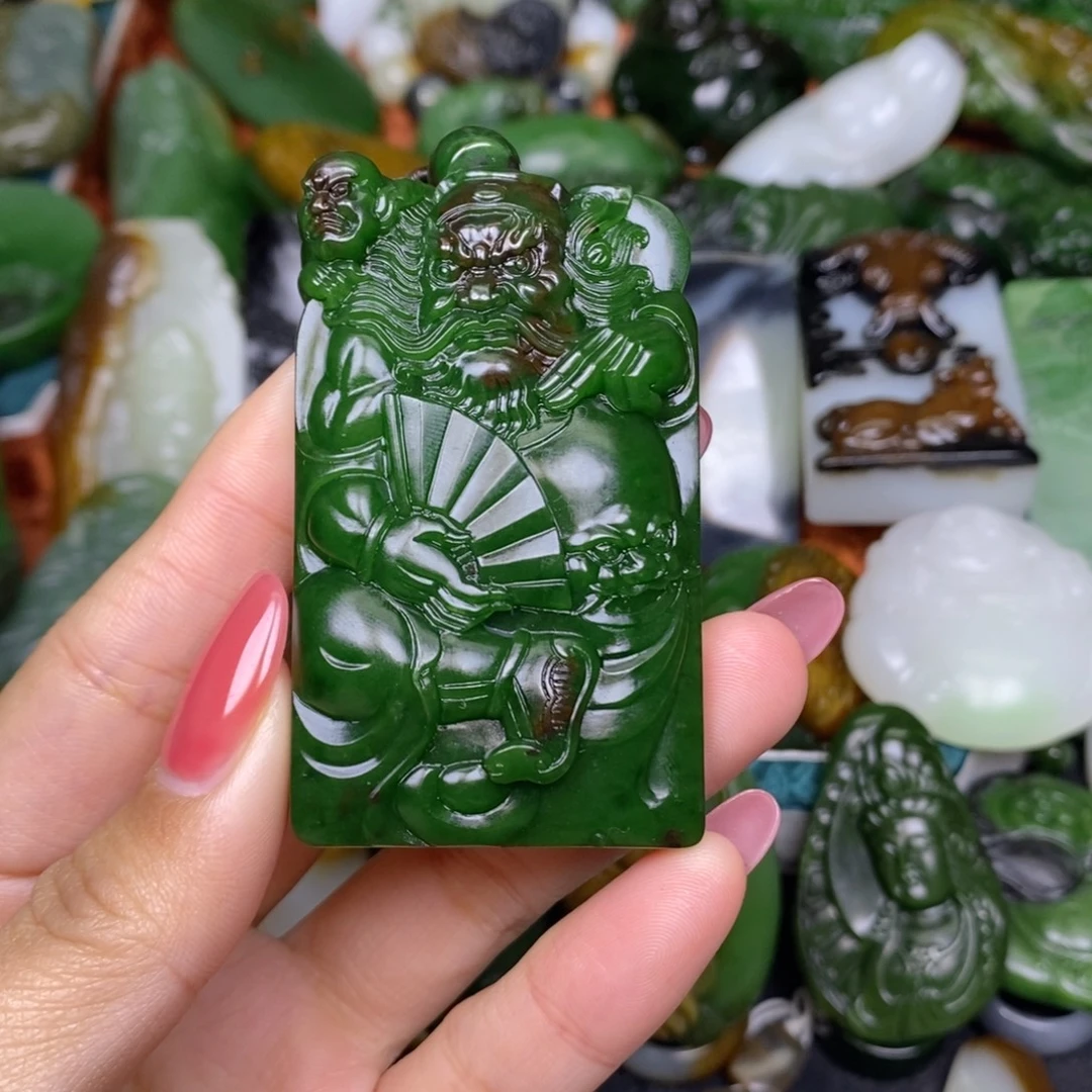 漠***月和田玉未镶嵌颈饰