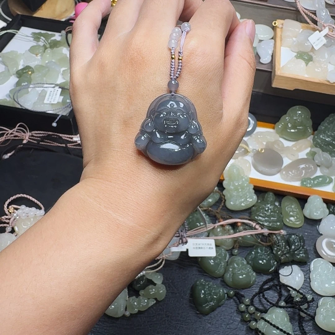 L***9和田玉未镶嵌颈饰