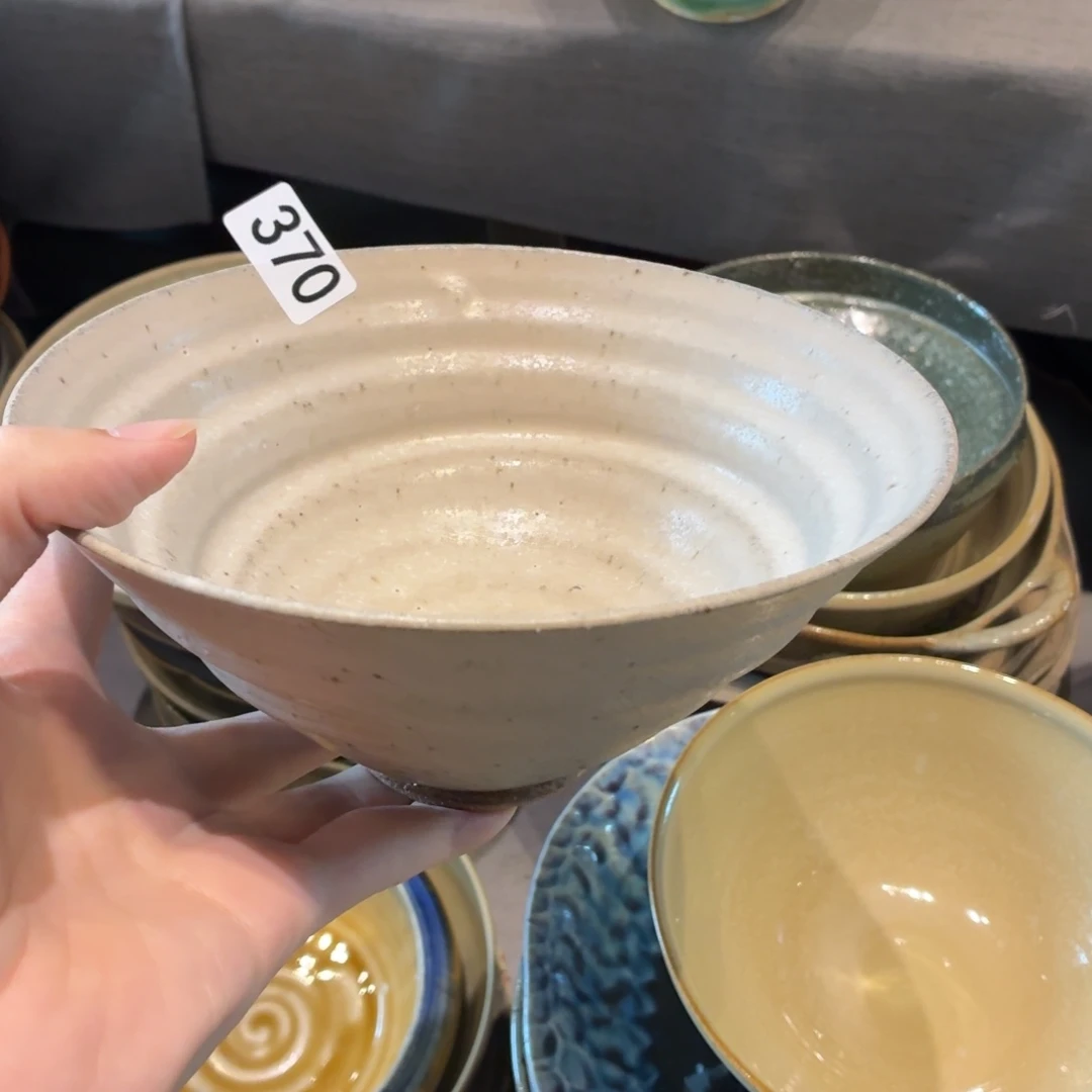 静***静瓷片370 微瑕藕粉斗笠面碗1个