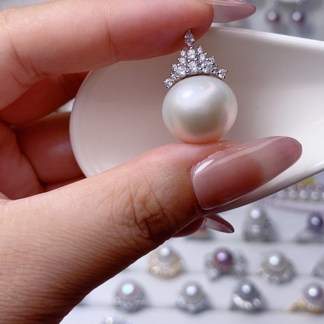 淡水珍珠银S925镶嵌吊坠(赠链)一**城