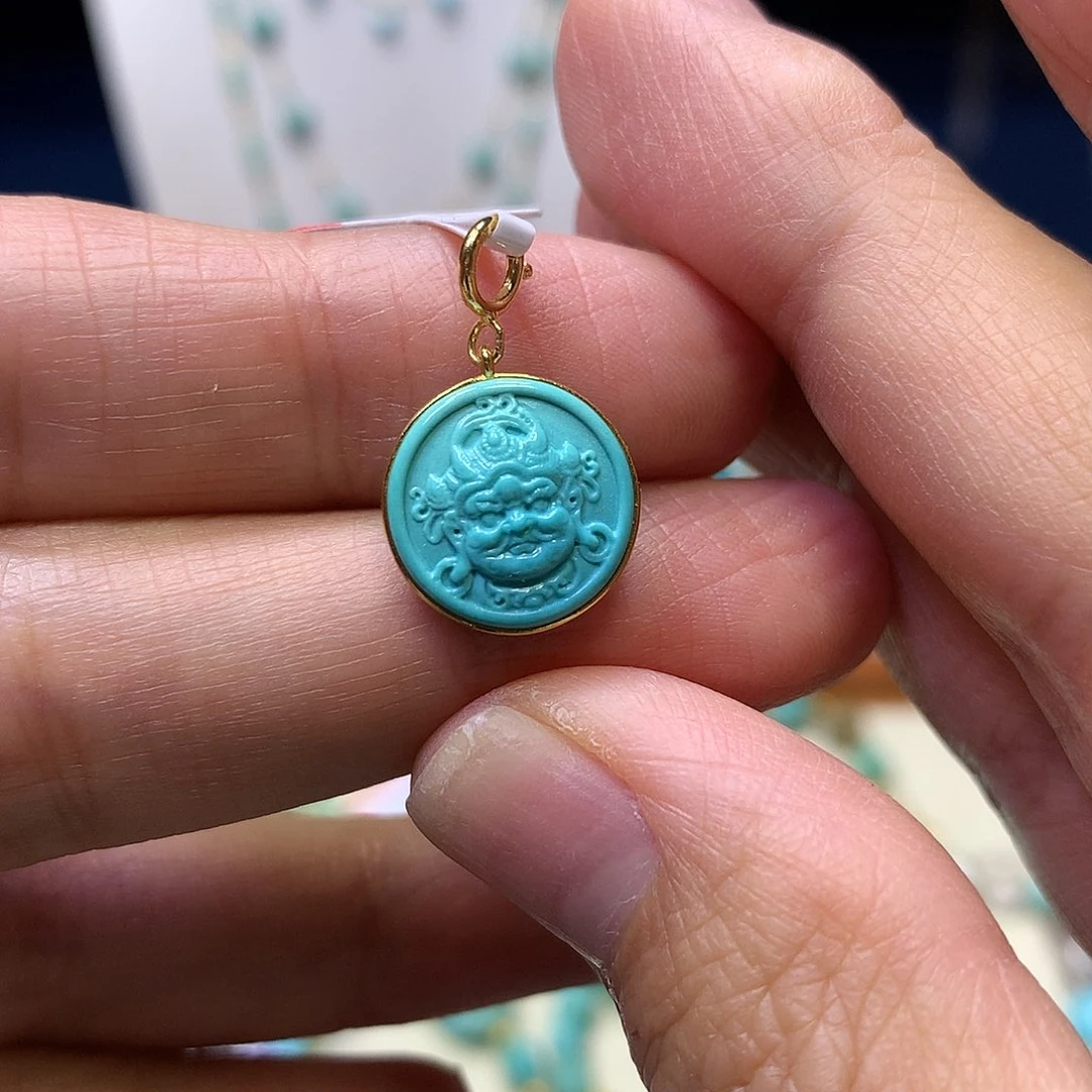 绿松石18K金镶嵌吊坠